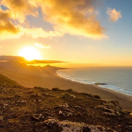 Aregoma * Пуэрто-дель-Росарио